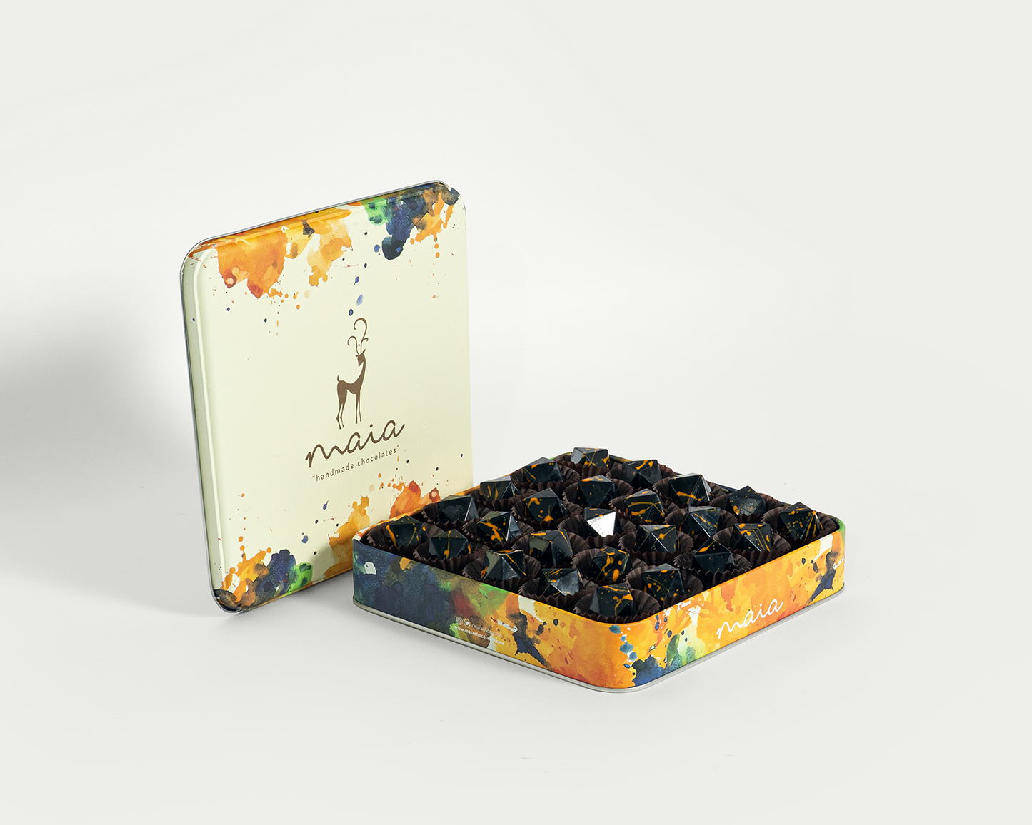 Large Box Luxury Tahini Molasses Milk Chocolate 500g