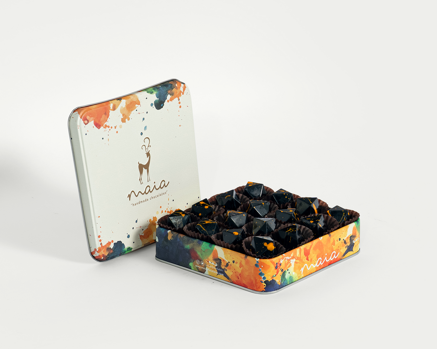 Medium Box Luxury Tahini Molasses Milk Chocolate – 250g