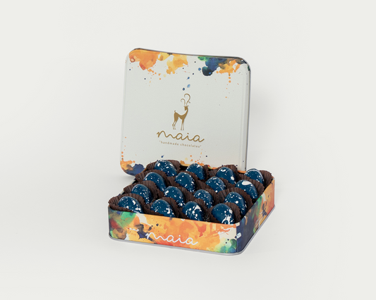 Medium Box Luxury Pina Colada Milk Chocolate – 250g