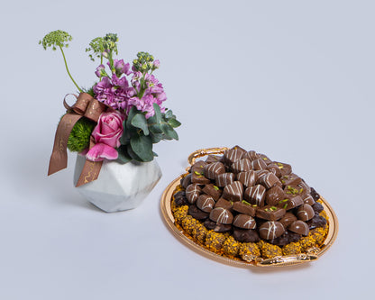 Premium Small Assorted Chocolate Tray with Deco Green with Glass Vase