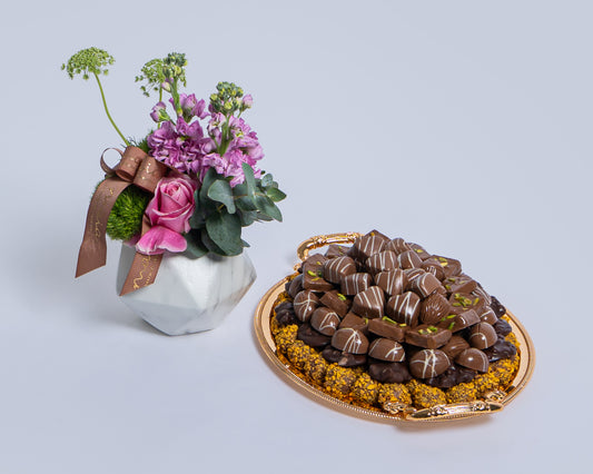 Premium Small Assorted Chocolate Tray with Deco Green with Glass Vase