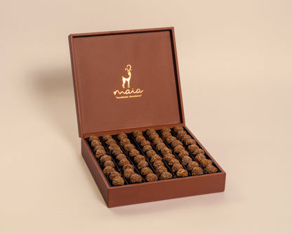 صندوق حلوى الطحينة الفاخر المصنوع من الجلد