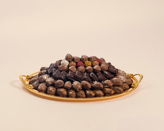 Premium Medium Assorted Chocolates&Chocolate Date Tray