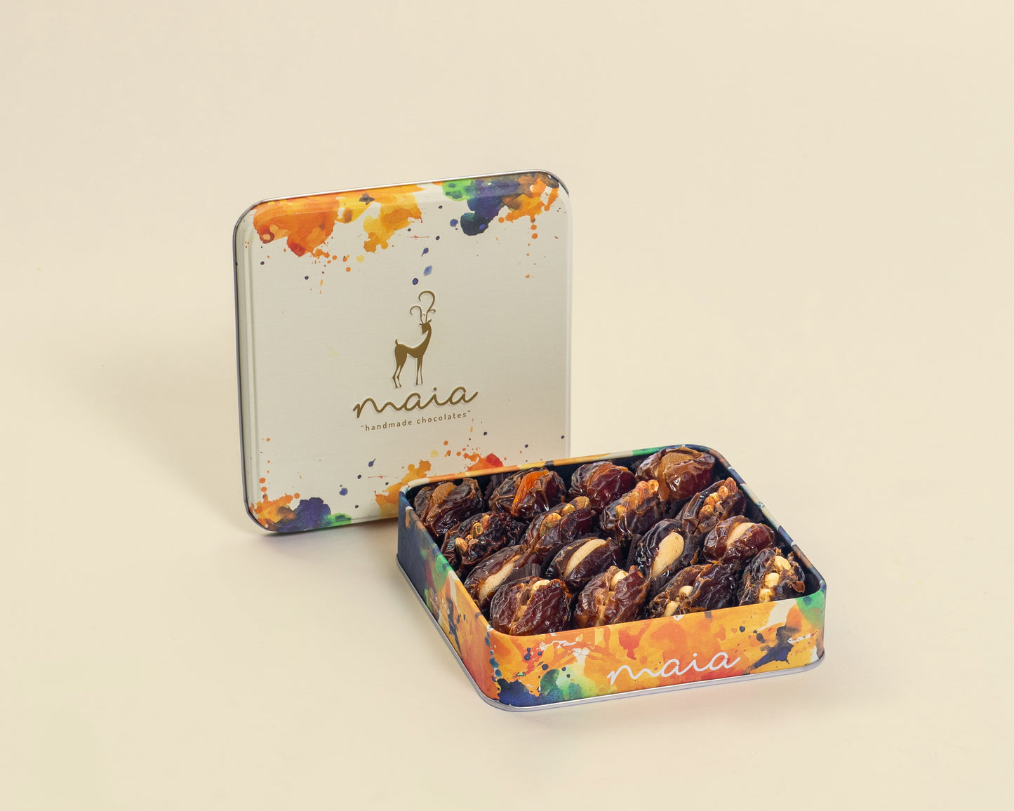 Medium Box Dates with Nuts