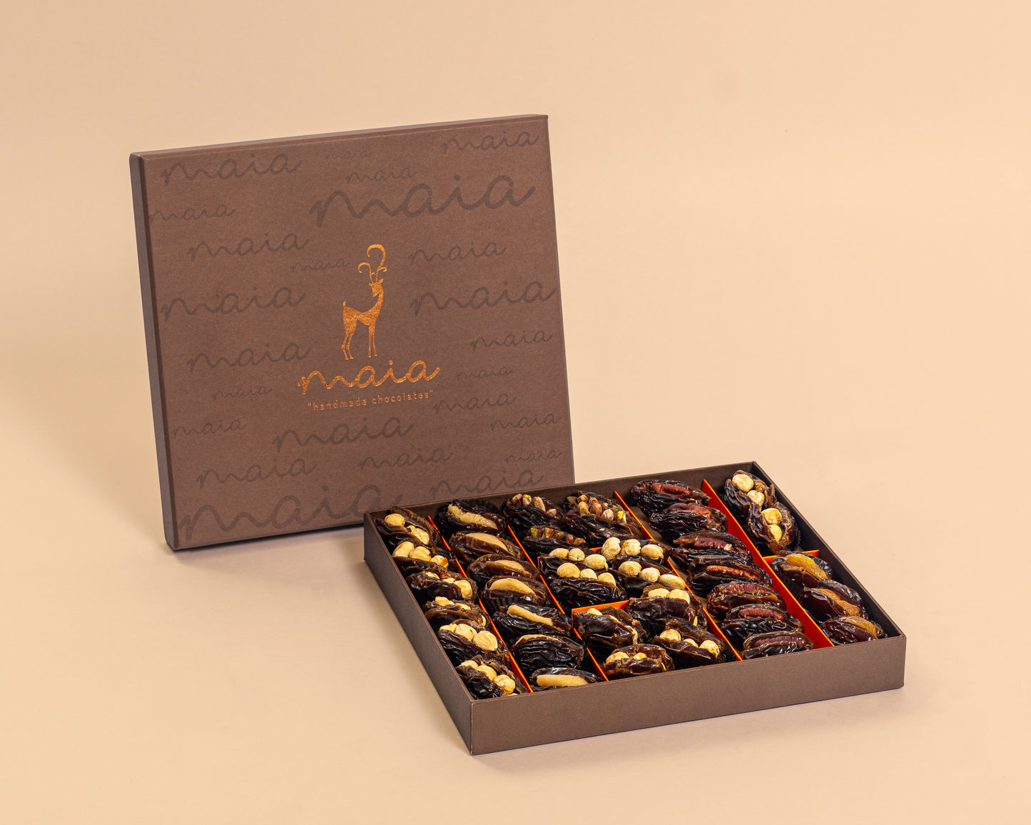 Premium Dates with Nuts Box