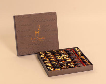 Premium Dates with Nuts Box