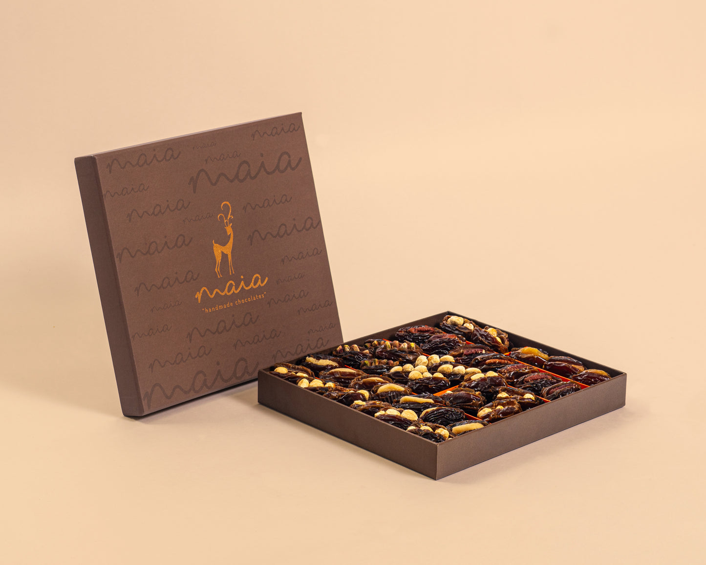 Premium Dates with Nuts Box