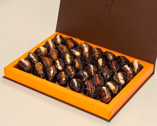 Premium Madlen Dates with Nuts Box