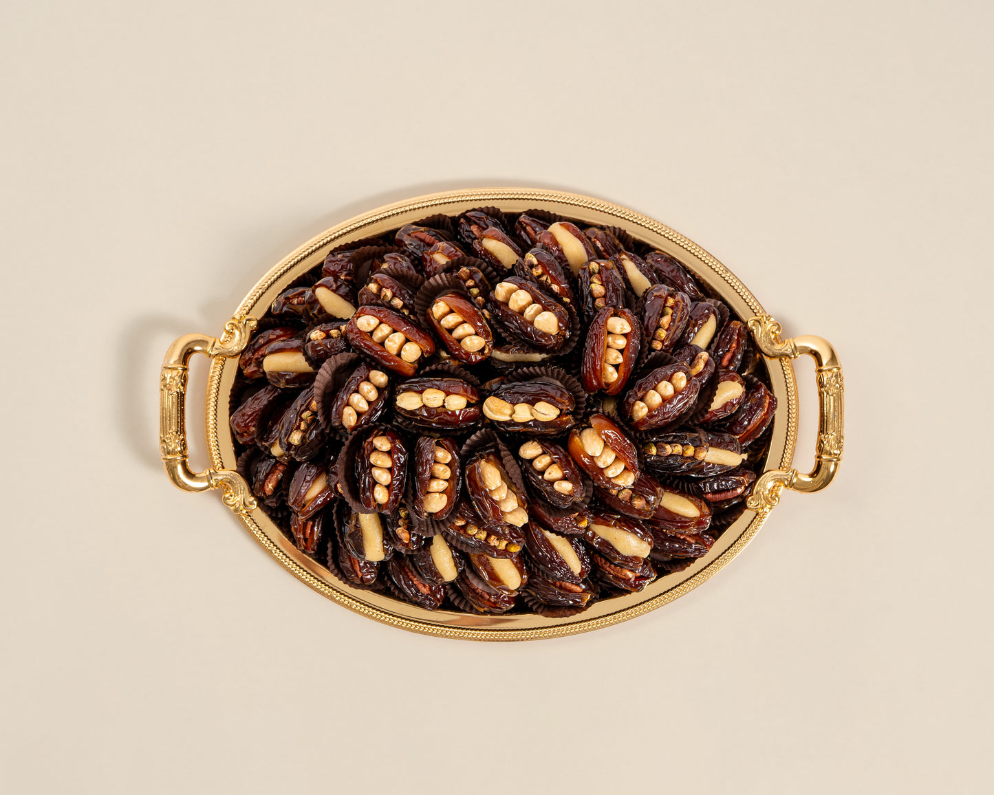 Premium Small Dates with Nuts Tray